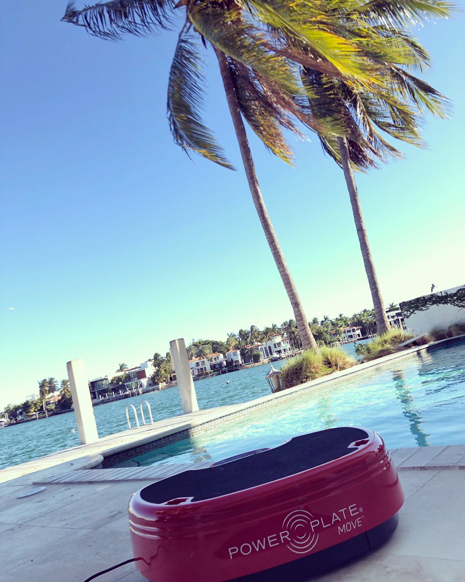 SylviePatrickFL's tweet photo. @PowerPlateUSA now home workout that takes 10 minutes to deliver results ! And feel good ! Sign me up https://t.co/yM79Z03Ry4