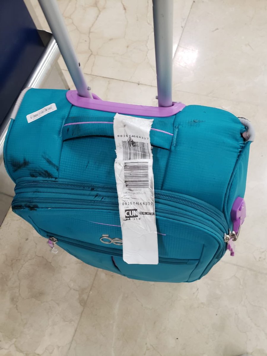 lalitobk's tweet photo. @Profeco cómo puedo hacer para que volaris responda por los daños que le hicieron a las pertenencias de mi mamá @viajaVolaris @flyvolaris @INAPAM https://t.co/wEJHBguWKj