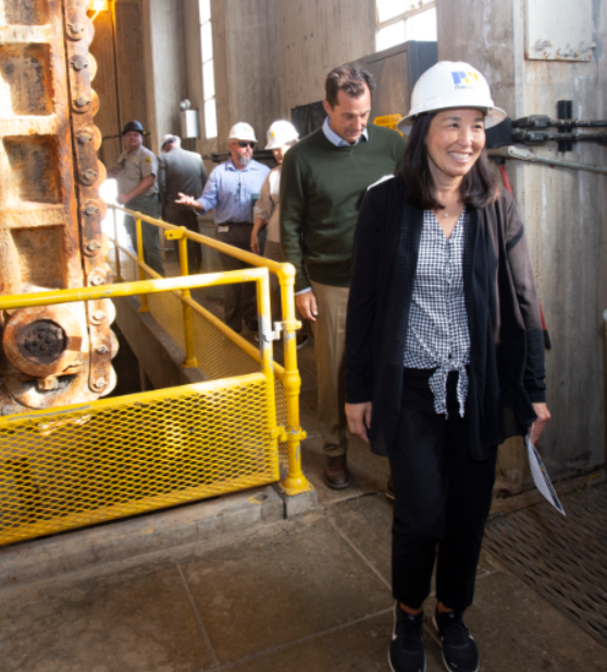 LACountyCEO's tweet photo. At least 3 more @CountyofLA Departments to visit on my 2019 #CEOTour. I truly hope you'll see the amazing depth and breadth of how your #LACounty is serving you! Search under our # and check out the boots on the ground work underway #ServiceInAction https://t.co/DB3XUjb7FU