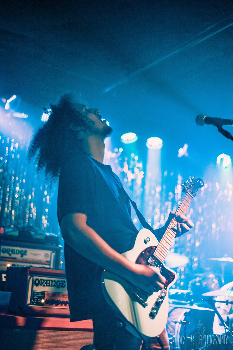 EnviousView's tweet image. TOMORROW |•| Deck The Hallz w/ @holdclose_mo at the OUTLAND BALLROOM |•| doors at 7
☃️☃️☃️☃️☃️☃️
-•Envious View•-