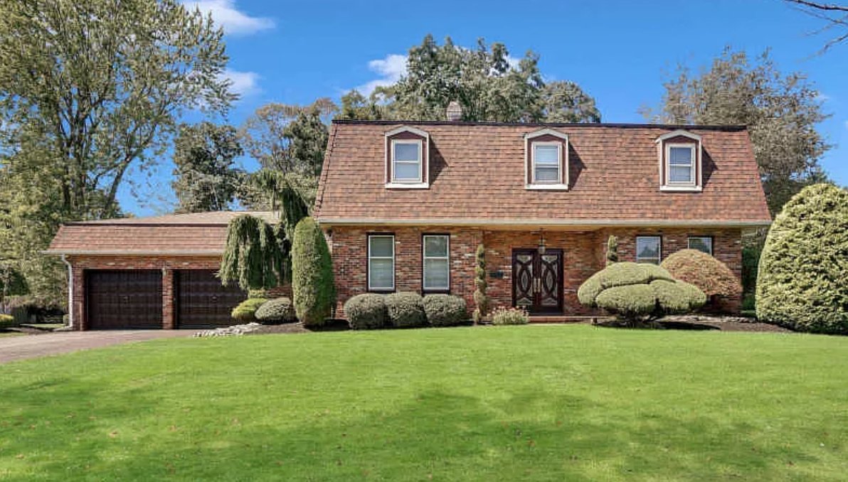 MCCRoofing's tweet photo. Check out this More Core Roof !#weloveroofing #owenscorning #brownwood #roofing #platinumcontractors #asphaltshingles #curbappeal #hgtv #roofing #njroofers #newroof #monmouthcounty #exteriorexperts #roofthis #freeestimates https://t.co/nAMSnMFrZQ