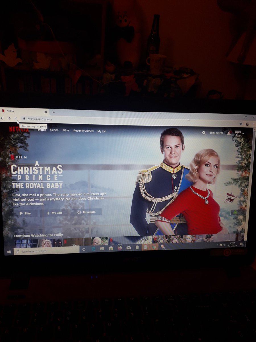 letterboxcat's tweet photo. Netflix my old pal it's as if you KNEW it was my bday and have bestowed me a birthday GIFT of a THIRD in this immaculate trilogy of shitey royal themed xmas films!! I thank you kindly 🦌🌲 https://t.co/pNArR8p4Tk