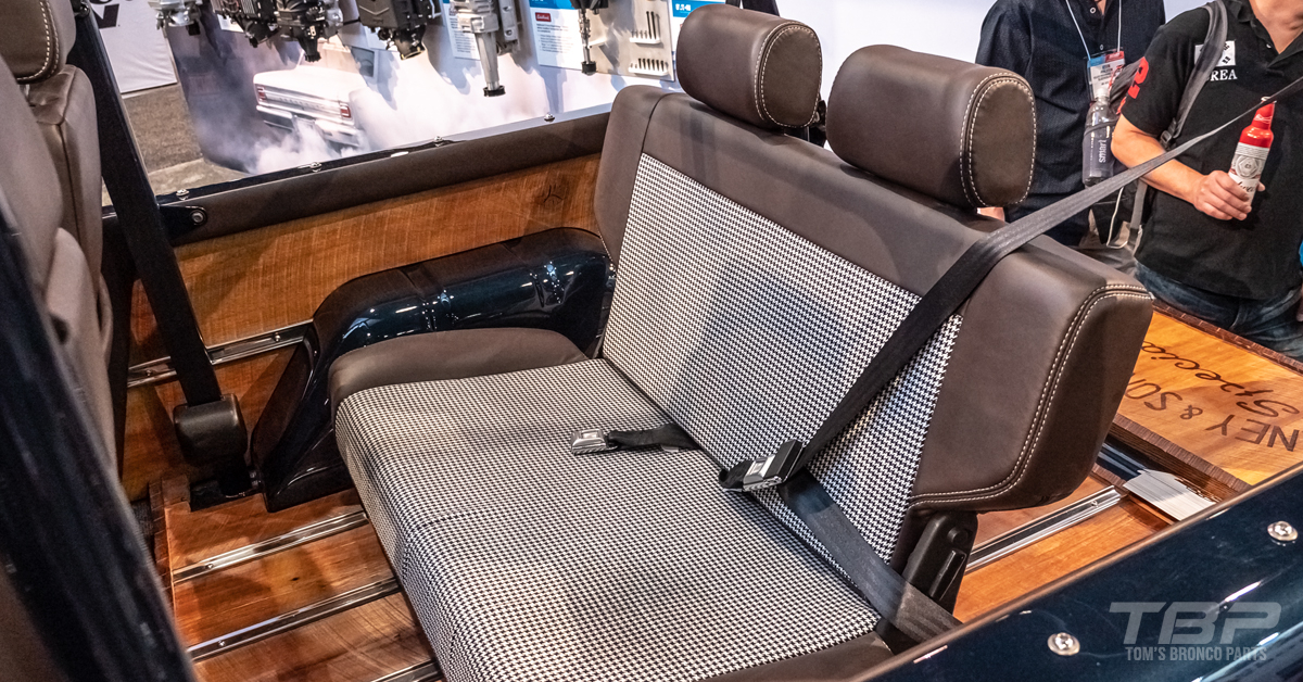 <a href="/jasonaldean/">Jason Aldean</a> and @outlawenergy_ had a sweet 68 Bronco at the <a href="/edelbrockusa/">EDELBROCK</a> SEMA booth. What a great rig! Who else saw this one?
#tbp #tomsbroncoparts #jasonaldean #outlawenergy #edelbrock <a href="/semashow/">SEMA Show</a> #semashow #classicfordbronco #fourwheeldrive #restomod #horsepower #broncofans