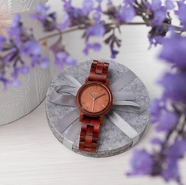 ZARTHOLZ's tweet photo. Für ALLE die noch ein einzigartiges und handgemachtes Geschenk zu einem fairen Preis suchen. 30% Rabatt mit dem Rabattcode „winter“ in unserem Onlineshop unter https://t.co/ndhq9w6M1N. Gültig bis zum 09.12.2019!

#zartholz #holzuhren #armbanduhren #damen… https://t.co/tsuB56XZdL https://t.co/ZowzdnCSut