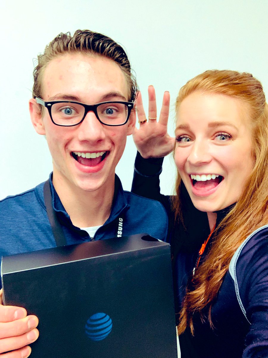 Watched this guy sell 5 ATT TV today! Starting off December with a bang! Congrats Landon and Team Elk River <a href="/bpeterson407/">Bryce Peterson</a> @BrianWest_NP <a href="/derekels/">Derek Elsrod</a> <a href="/AkbarPRIME1/">Akbar M</a> <a href="/fjdevereux/">Fred Devereux</a> <a href="/PrimeComms/">Prime</a> #TELEVISIONary #att #wintogether #LevelUp #battleship #BOLDNorthernPlains