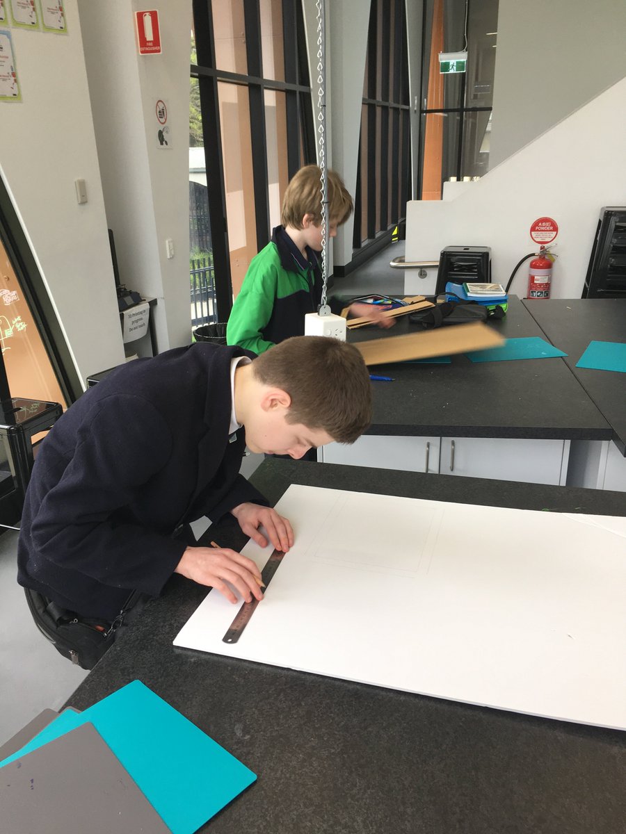 Looking back at 2019: The Parade Escape Room - based on the <a href="/BanyuleNillumTS/">BanyuleNillumbik TS</a> program, developed by RMIT PSTs. #STEM