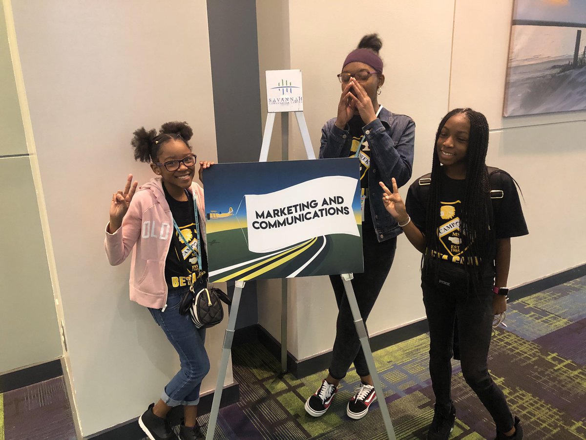 CCMSBeta1's tweet photo. Marketing crew with new ideas for CCMS! @JarvisAdamsEdu @CampCreekMiddle https://t.co/cPpZ77kZl8