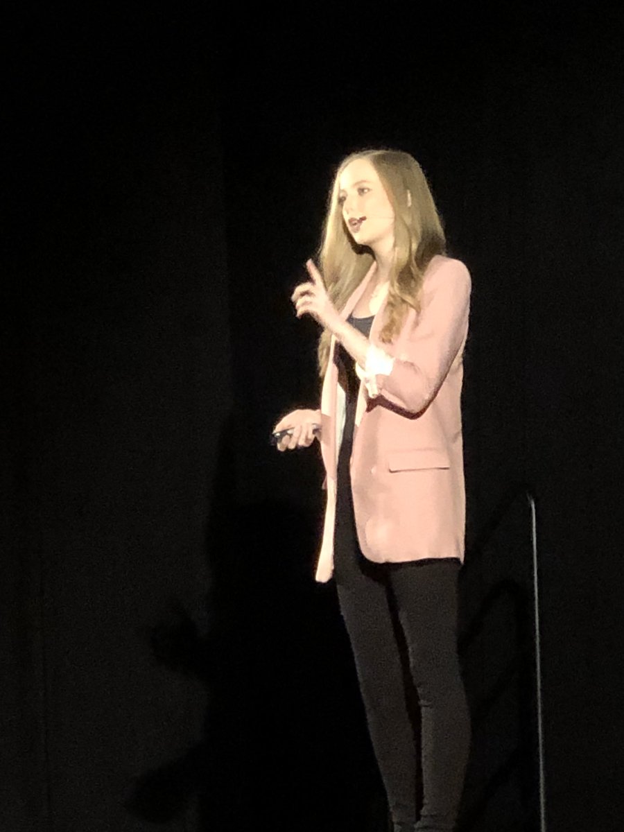 TEDxMSVU's tweet photo. @MSVU_Halifax alumna Elizabeth Duff talking about fearless, feminist approach to goal setting and pursuit #TEDxMSVU #TEDxAMI #FearlessandForwardThinking https://t.co/fJsoj6Khfv