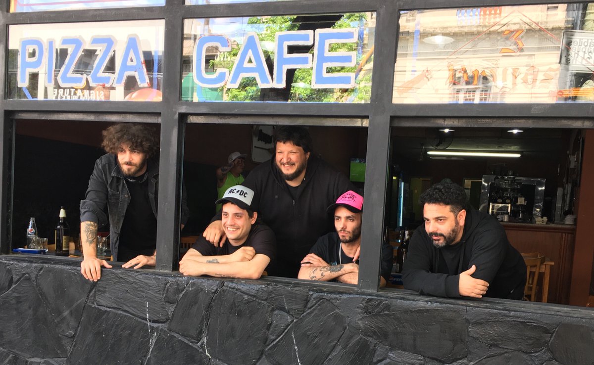 |#GiraLaPalabra💿|
___________________________
.
¡Mañana este quinteto vuelve a La Plata para presentar #LaPalabra!
.
🎫 La ganadora de las dos entradas es: <a href="/camilad1az/">KAMILA 🐉</a>  🎉
___________________________

📅 6/12 - @lareinalp (La Plata) 

Últimas anticipadas en <a href="/MeTicketOnline/">Meticketonline</a>