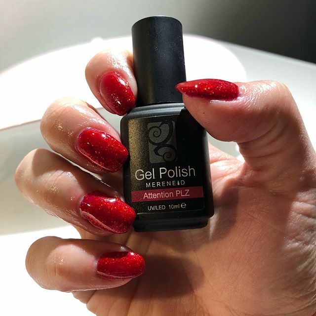 AnnikaSarajarvi's tweet photo. My kind of recovery time. What is your way of relaxing after hard days work?
#nails #gelnaila @mereneidsari #mereneid #attentionplz #christmascolor #christmasvibes #relaxing #myhappyplace #hardwork #freetime #recovery https://t.co/C6tvwyFELq https://t.co/q9B5Dqqv4X