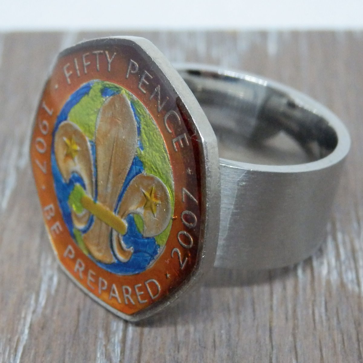 ValhallaWoggles's tweet photo. The Centenary of #Scouting #Woggle is now available for purchase in an Orange colour from Valhalla #ScoutWoggles, £11 each
https://t.co/rEu1HTcRyE

#ScoutsUK #ScoutingUK #Scouts #BoyScouts #GirlScouts #WorldScouting #ScoutWoggle #NeckerchiefSlide #ScoutsScotland #ScoutAssociation https://t.co/N2cPGghpE6