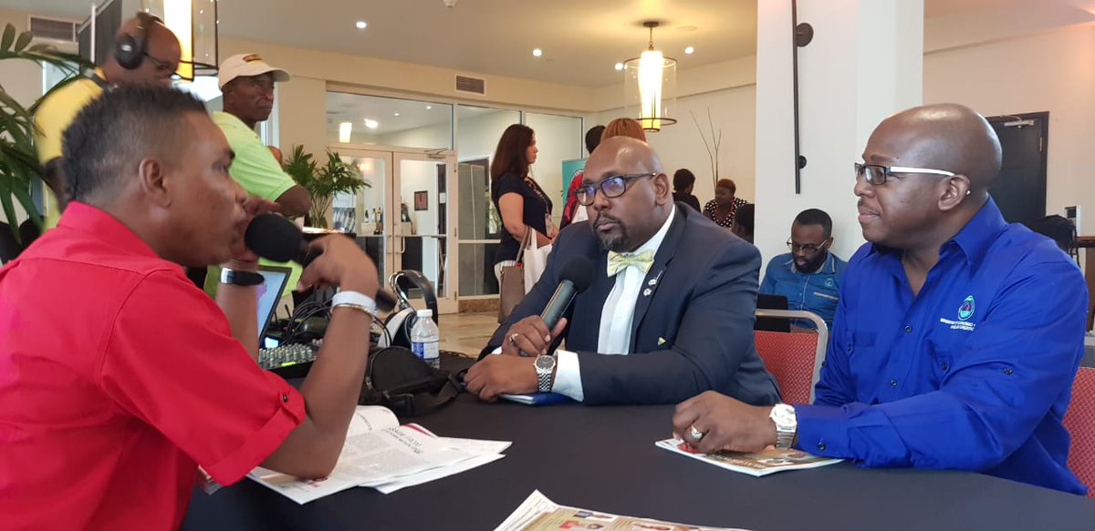 realtorsjamaica's tweet photo. MelloFM with Ron Muschette broadcasting live from 𝐈𝐧𝐭𝐞𝐫𝐧𝐚𝐭𝐢𝐨𝐧𝐚𝐥 𝐑𝐄𝐀𝐋𝐓𝐎𝐑𝐒®️ 𝐂𝐨𝐧𝐟𝐞𝐫𝐞𝐧𝐜𝐞 &amp; 𝐄𝐱𝐩𝐨 𝟐𝟎𝟏𝟗 (Day 1)⁣
⁣
𝐏𝐢𝐜𝐭𝐮𝐫𝐞𝐝: Andrew James, (President, RAJ) &amp; Senator the Hon. Pearnel Charles Jnr.⁣ #IRC2019 #REALTORS #Jamaica #MelloFM https://t.co/eodRpx9sur