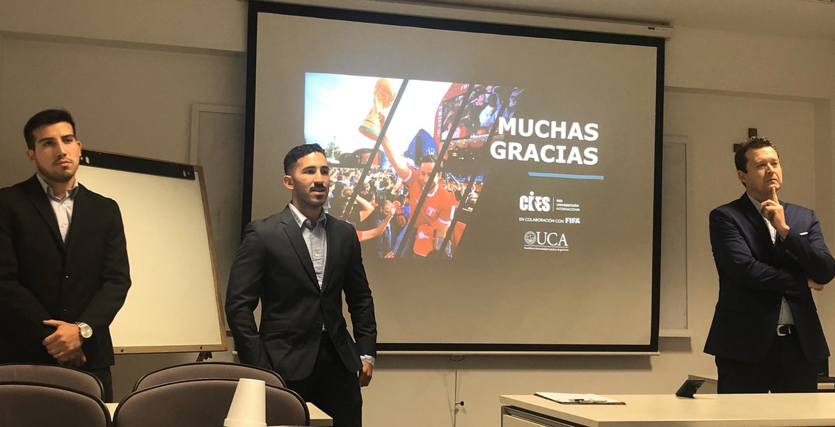 RafaelTrevisan1's tweet photo. #UCAFIFACIES Programa de Derecho&Managment del Deporte, ✅Defensa de los trabajos finales, Edición 2019 !!⚽️(3) Reformulación de FIFA World Cup,⚽️(4)Liga Panameña de Fútbol 🇵🇦 @sportCIES @DerechoUCA https://t.co/03xZlY32zr