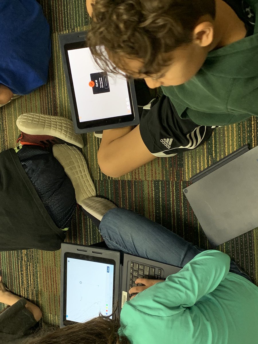 MrsMilletCCE's tweet photo. We used @nearpod’s “Draw It” and “Quiz” to formatively assess our subject/predicate knowledge!!! #cce12days https://t.co/urjskBkCcD