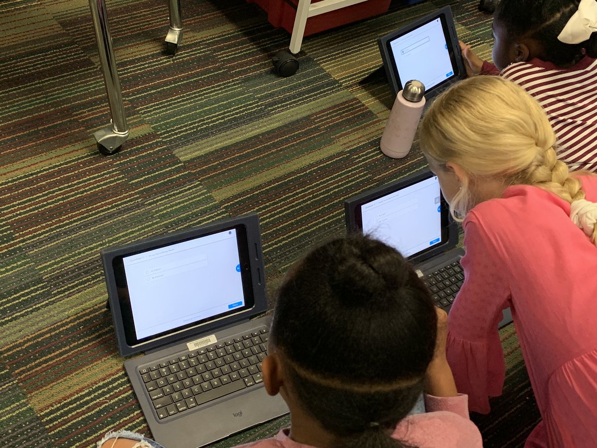 MrsMilletCCE's tweet photo. We used @nearpod’s “Draw It” and “Quiz” to formatively assess our subject/predicate knowledge!!! #cce12days https://t.co/urjskBkCcD
