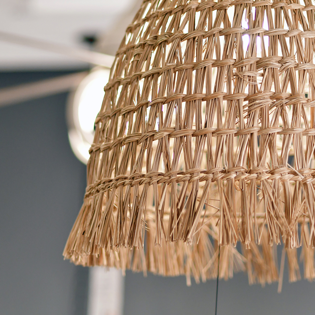 Craftmade's tweet photo. Beauty in the details of our natural woven pendants. 💡: Pendant P915ESP1 https://t.co/NJVuh9cTXK #craftmadeyoulook #craftmadelighting #pendant #wovenfixtures #lightingtrends #homeinspo https://t.co/dNiiFtwcX8