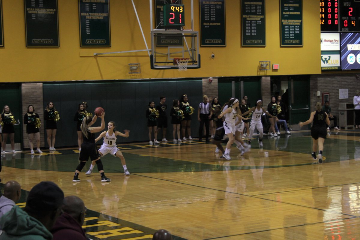 emjwsu2022's tweet photo. The lady Warriors took action against Wright State 11/21, securing another home win 88-47. For more images, visit https://t.co/poZqzgZxfH @intro2pj #WSUpj #WSUa8 #sports #basketball https://t.co/0WuTmMn4lD