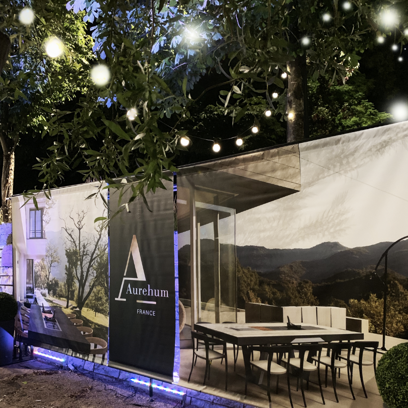 Aurehum's tweet photo. La #fêtedeslumières commence ce soir à Lyon !
Aurehum vous souhaite de passer un agréable moment lors de cette féerie !
#aurehum #aurehumfrance #frenchoutdoorliving #design #luxefurniture #luxurydesign #cookingtable #outdoorkitchen https://t.co/7IUu0O4Y29