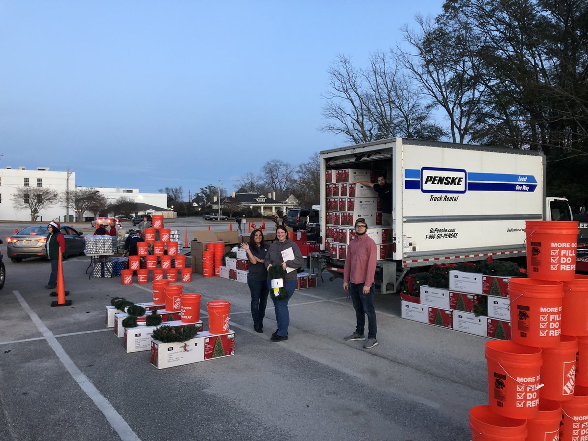It’s being to look a lot like Christmas.
Home Depot Phenix City Alabama in partnership with Home Depot Foundation, Smiths Station City Leadership, Lee County EMA and so many more providing Gifts, Christmas trees, and so much more for families impacted by tornado March 2019