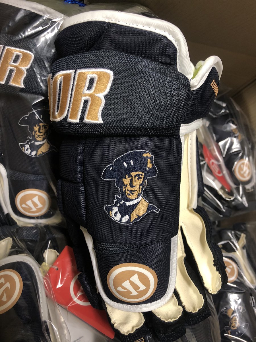 tony_lupo54's tweet photo. A couple custom gloves @WarriorHockey has done up for us recently that came out looking oh so clean. Shrewsbury High and our own Minuteman Flames youth org. #WarriorCustom #softhands https://t.co/BKLmSO7DzU