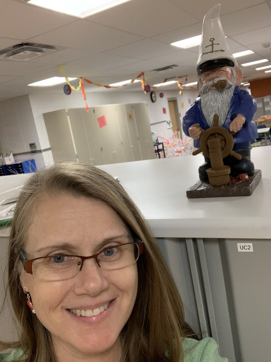 DAAnthony73's tweet photo. Hopefully picked the right gnome today! 🤞🏻🤞🏻@CVMonroeEagles #GameOnMonroe #GameofGnomes https://t.co/qgcMGlAL8r