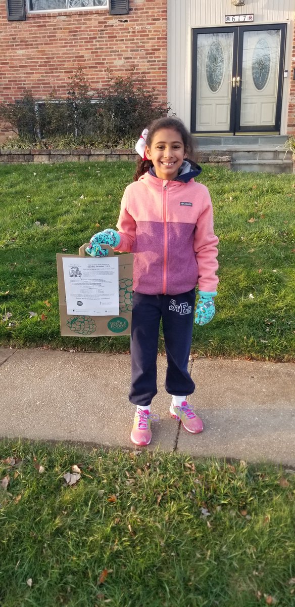 boncihm's tweet photo. Students @StEsRockville have worked hard to deliver all @GGCFD30 bags for our big collection on December 7th! Let's fill the truck! #StEsProud #StEsStrong #SaintsFillTheTruck @m_penny4 #GGCFD19 https://t.co/jDkxPDjZKL