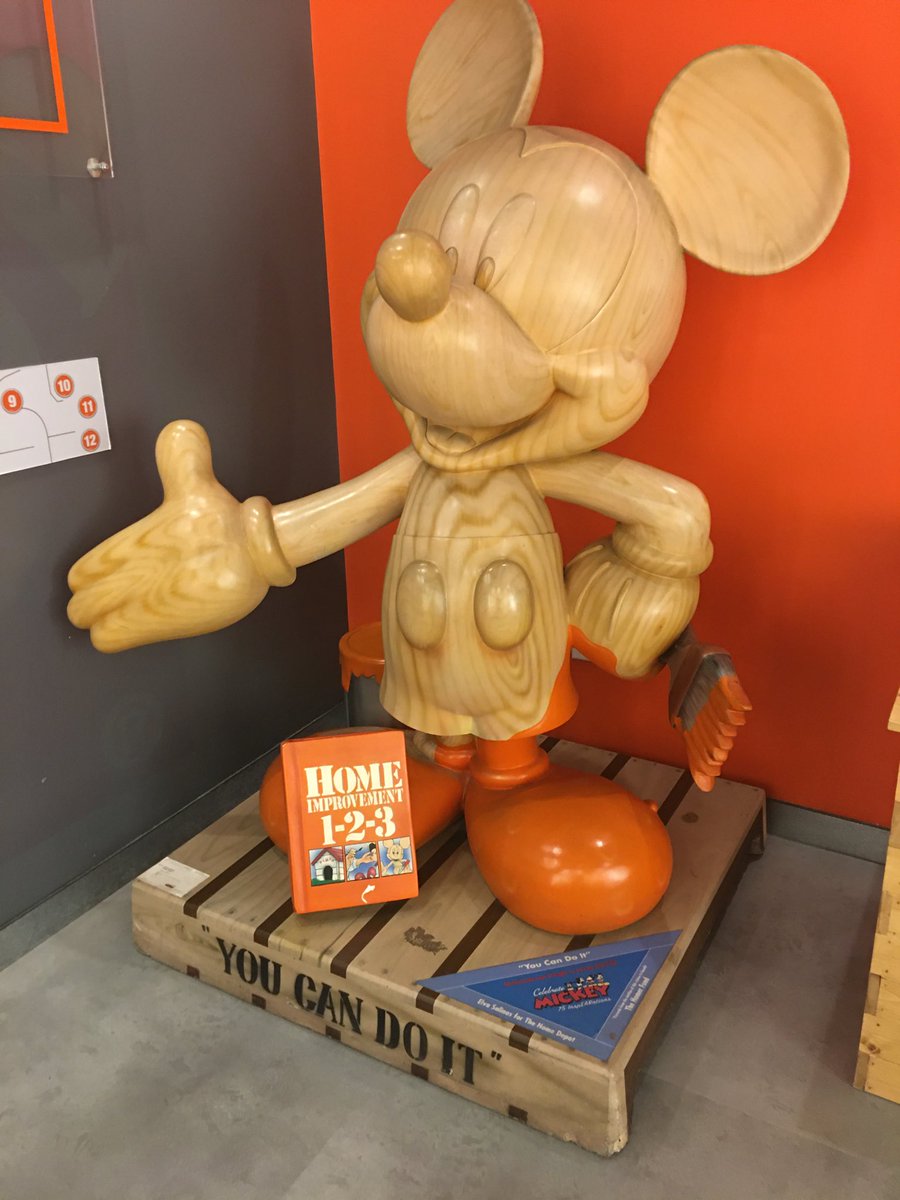 simonz_steve's tweet photo. SM fundamental at the ssc https://t.co/vmTKl2GmMd