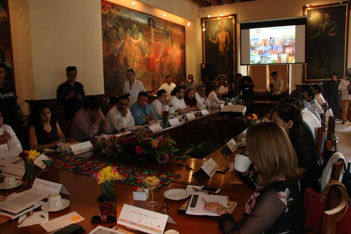 JoseCarlosXoch's tweet photo. Con beneplácito les comparto que soy el nuevo presidente de la Asociación Nacional de Ciudades Mexicanas Patrimonio Mundial, cargo que sin duda me compromete a redoblar esfuerzos en pro de la cultura y el turismo de cada una de las ciudades. https://t.co/b42hphTcHj