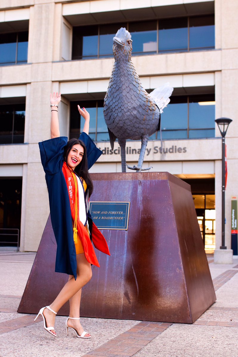steph1756's tweet photo. 🔶Graduating Summa Cum Laude
🔷1st Generation College Graduate🇲🇽
🔶4 years &amp; 1 semester 
🔷3 internships &amp; 2 jobs
🔶2 Majors: Bachelors of Arts in Public Administration &amp; Bachelor of Arts in Criminal Justice
🔷College of Public Policy’s Most   Outstanding Undergrad of 2019 #UTSA https://t.co/gaBIefU3F9