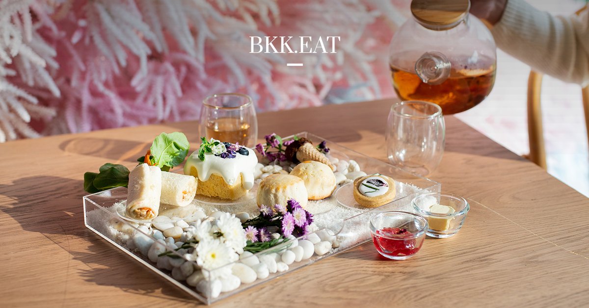 bkkmenu's tweet photo. พบกับเทศกาล 'Color De Fleurs' ที่เนรมิตทุ่งดอกไม้สีสันแสนหวานให้บานสะพรั่ง พร้อมร่วมชิมเมนูสุดพิเศษที่ครีเอตขึ้นเป็นครั้งแรกที่ฟาร์ม CORO Field https://t.co/ccsbh1ZDr1 #bkkmenu #bkkmenuhopping #corofield #colordefleurs https://t.co/yDRjmKxlgO