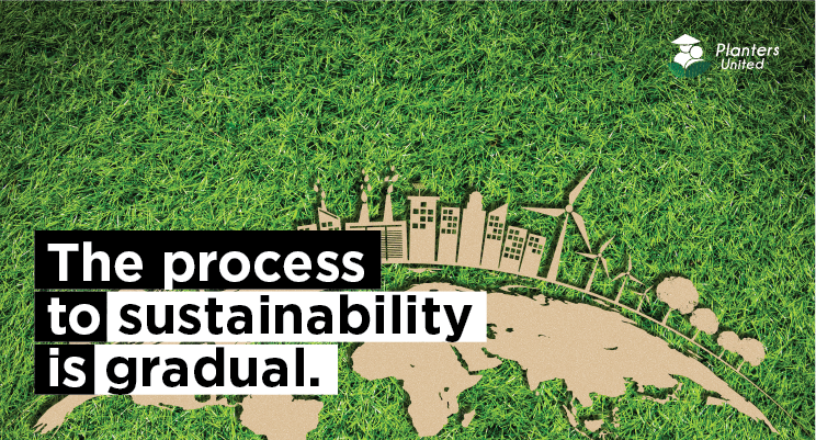plantersunited's tweet photo. Advisor to RSPO, Bungaran Saragih said that there would never be a good global solution to the palm oil controversy if Europe and the US insist on absolute sustainability as the process should be gradual and resources are needed 
#PlantersUnited #BapakAkuPeneroka https://t.co/NtHpk0YbLW