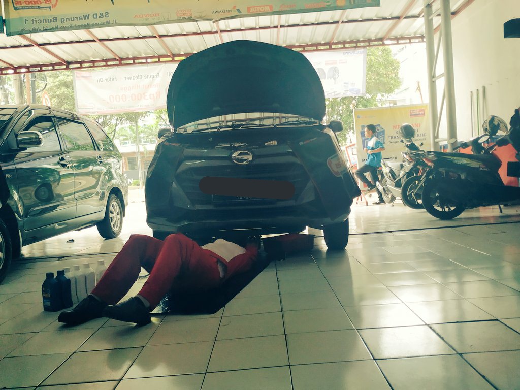 driverjambul's tweet photo. Tupo itu penting, tapi perawatan lebih penting. #offbid https://t.co/Vj2G6AAKBF