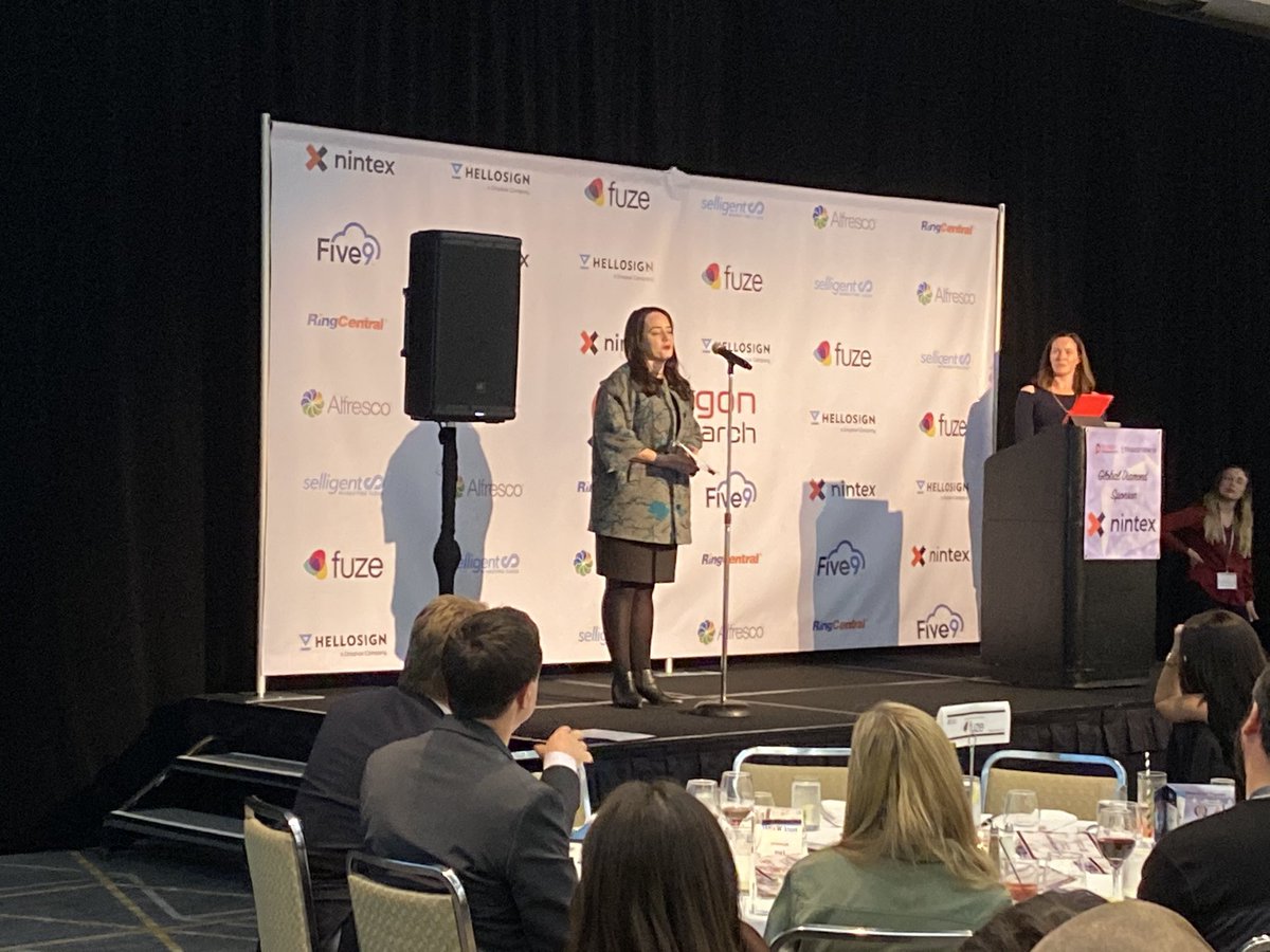 Topia_Official's tweet photo. Congrats @effsf on your #womenintech19 award! @AragonResearch1 https://t.co/qzayNaJ1b8