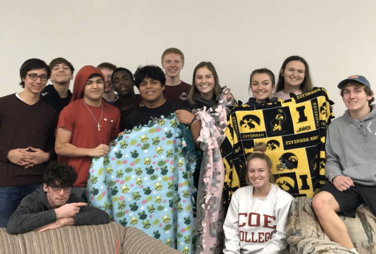 FourthDayFellow's tweet photo. Tonight’s project: tie blankets🧸 
Prayed over with every knot<3 
We pray that these blankets see smiles, wipe tears, provide snuggles, and comfort the recipients at the Iowa Children’s Hospital 💛🖤 https://t.co/YLVYppGOTu