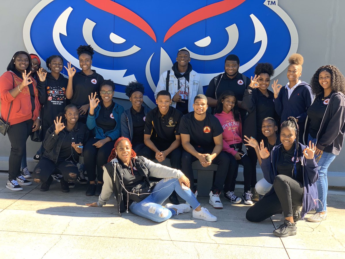 MHSMTL's tweet photo. We took over the FAU campus https://t.co/q6kdOsFKG0