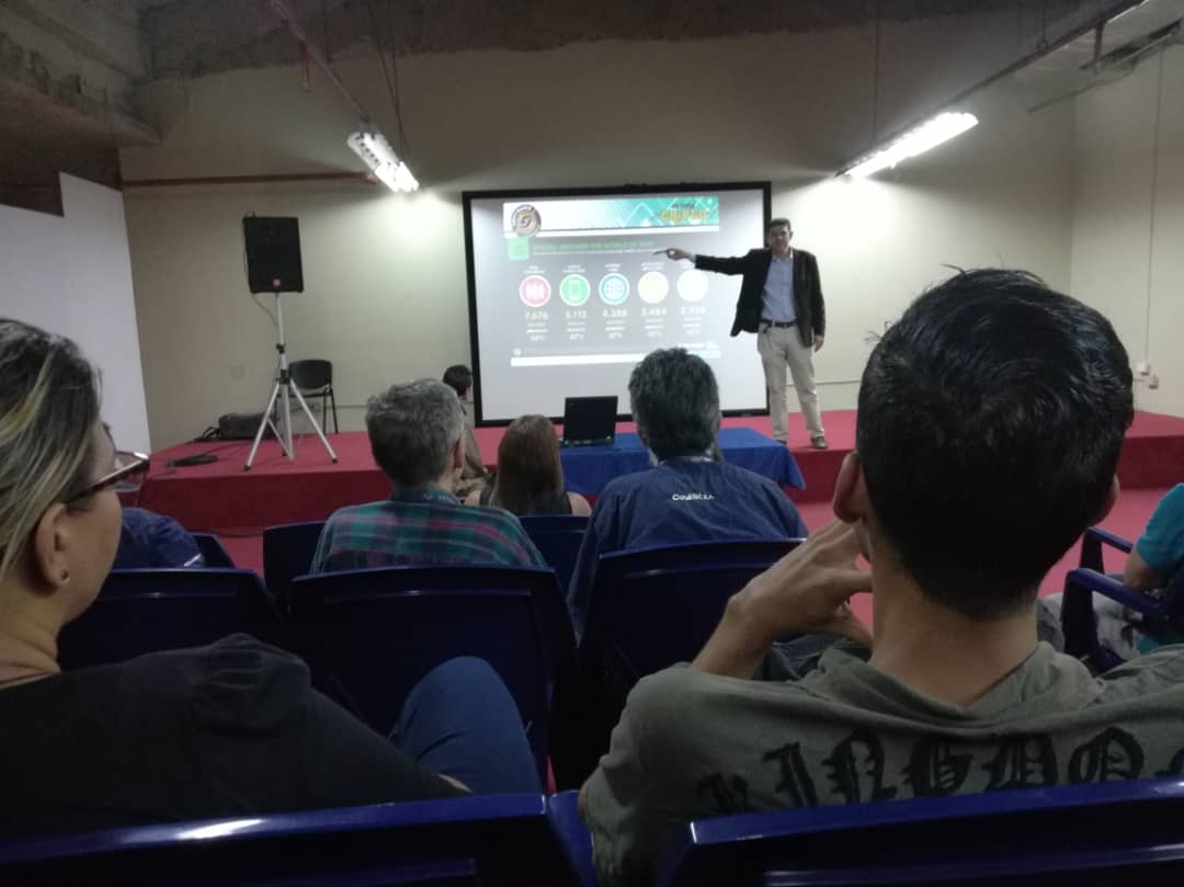 portilloabogado's tweet photo. Seguimos trabajado para apoyar el ecosistema cripto. Dictando ABC Jurídico de las Criptomonedas. @sunacripve, @juriscripto, @criptopionero31, @asonacrip,#criptoabogados,#Criptomonedas, #criptocontadores, #dametuhash. https://t.co/SBhmnfjIzd