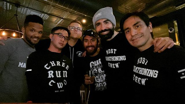 Crew Run <a href="/3run2/">THREE RUN TWO</a> #runchi #chicagoisforrunners #logansquare #3run2 ift.tt/34W4Wwf