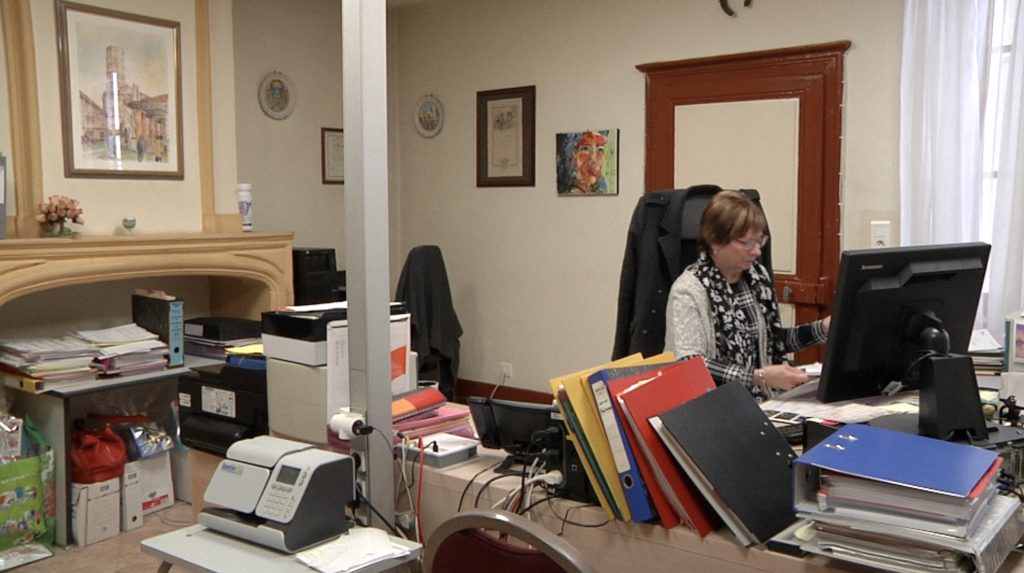 FINANZIARIO  Proponiamo tassi in calo che iniziano a cambiare del 3,00% sui prestiti personali senza giustificazione di: Δ 3.000 € - 200.500 € Δ12 mesi a 480 mesi Se sei interessato, lasciami l'importo che vuoi prendere in prestito: il tuo numero WhatsApp E hai un contatto.