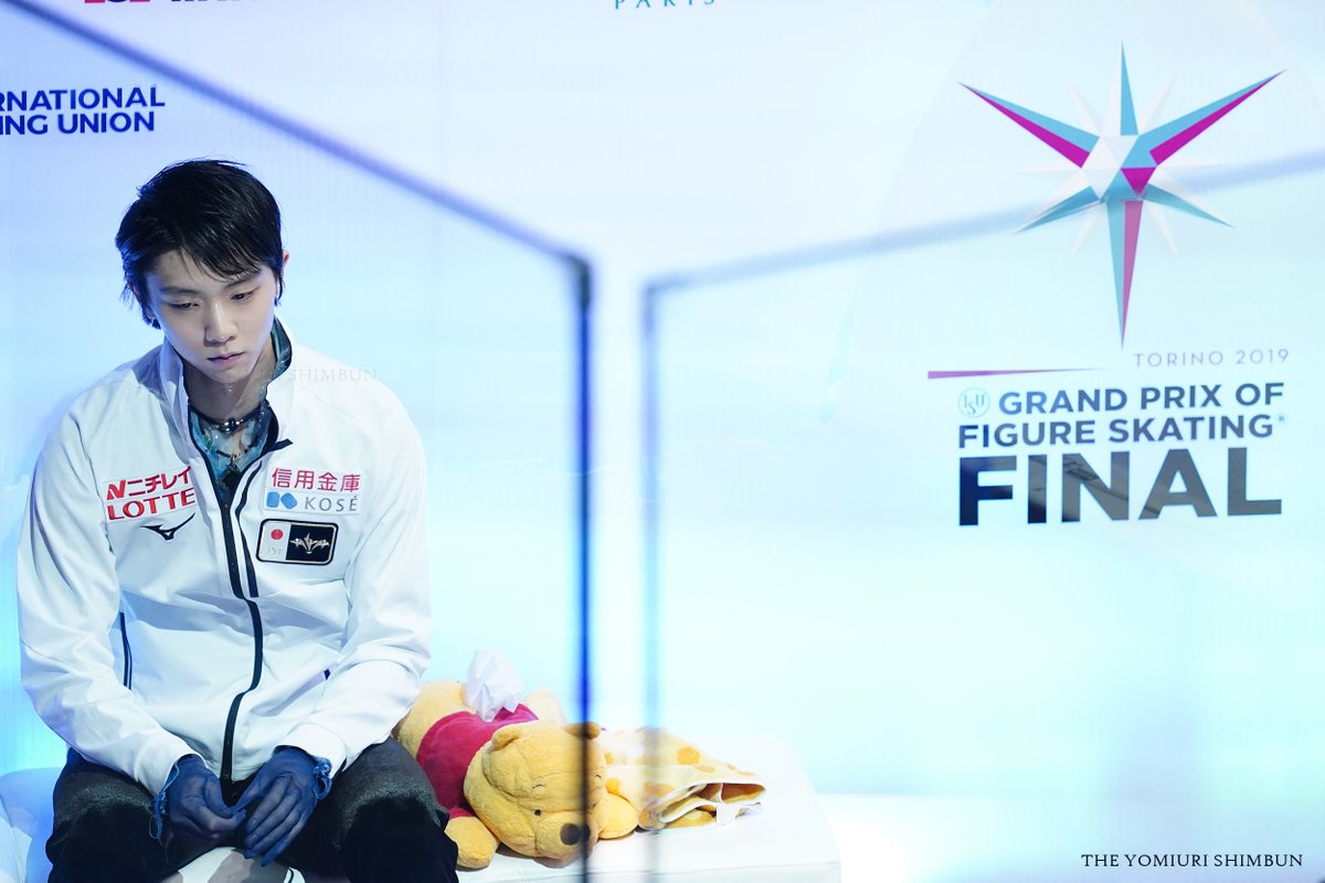 読売新聞写真部 On Twitter フィギュアスケート Gpファイナル トラブルでコーチ不在のままspを迎えた羽生結弦選手 得点を待つ間 1人のキス クライ では 少し淋しげな表情も見せました 若 羽生結弦 Yuzuruhanyu キスクラ Gpf2019 Https T Co