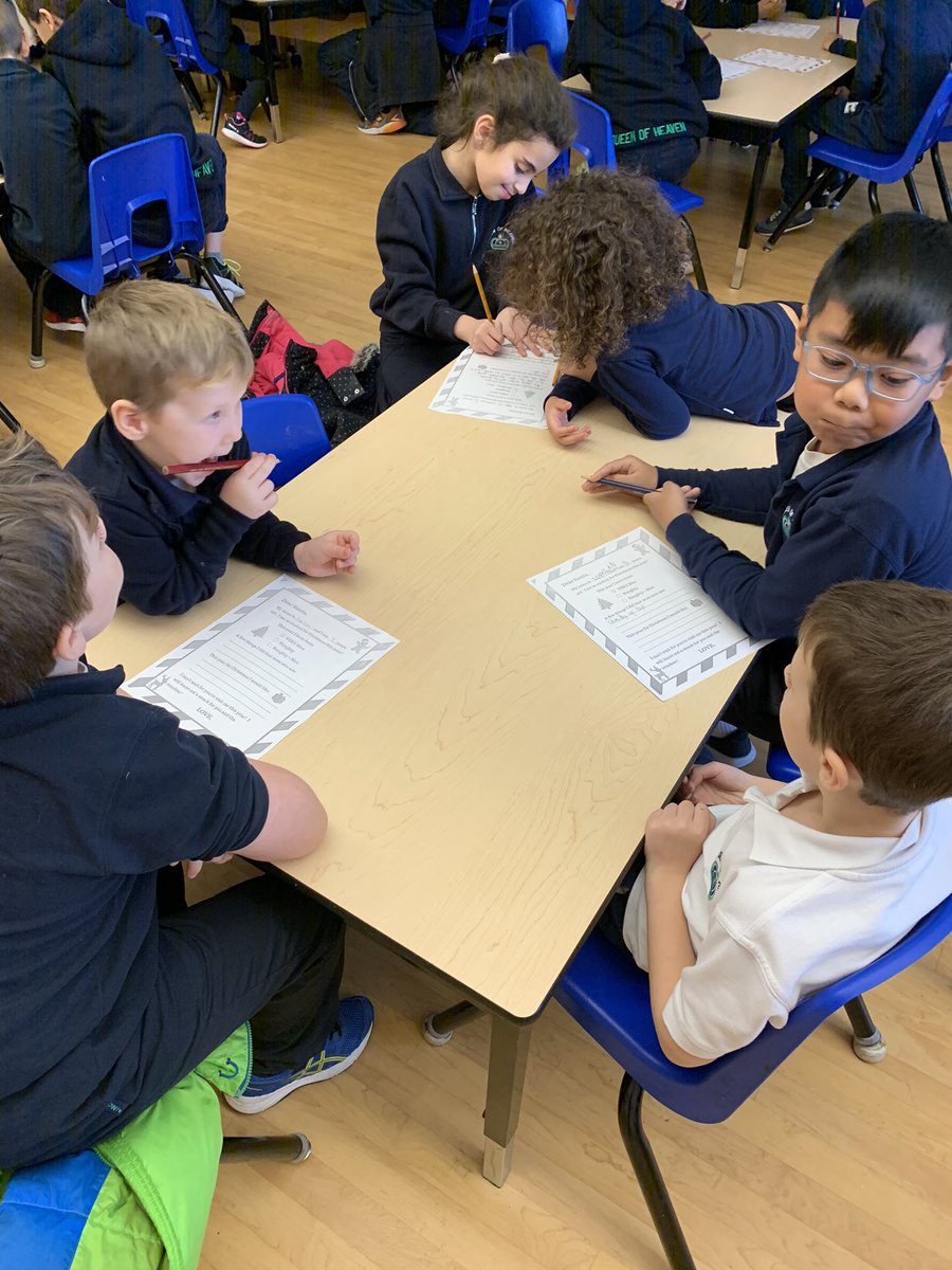 QH102kinders's tweet photo. Our Reading Buddies helping us write our Letters to Santa! @QHMilton @MissL_QoH4 #qhcge #collaborativecontributors https://t.co/HAq3rl1A4t