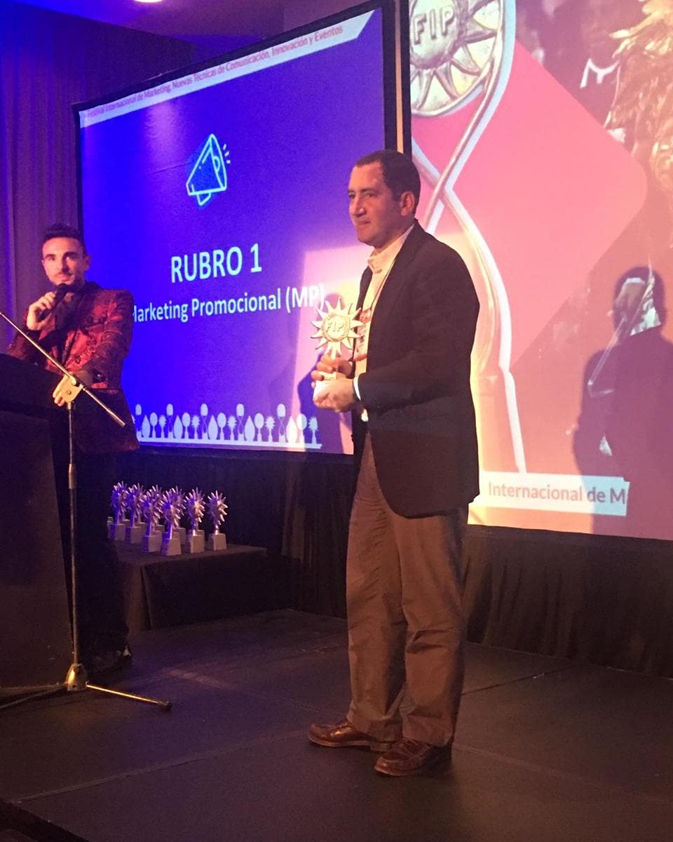 latcom_ooh's tweet photo. #EventosLatcom Estamos muy felices de haber recibido todos estos premios en FIP 🎉 @FipAwards
Ganamos el primer premio 👏 Agencia del año de Argentina 🤗
Estamos muy orgullosos de nuestro trabajo y equipo del 2019.
#fipfestival #FIP2019 #premiosFip #publicidad https://t.co/Sa1YXzmqGJ