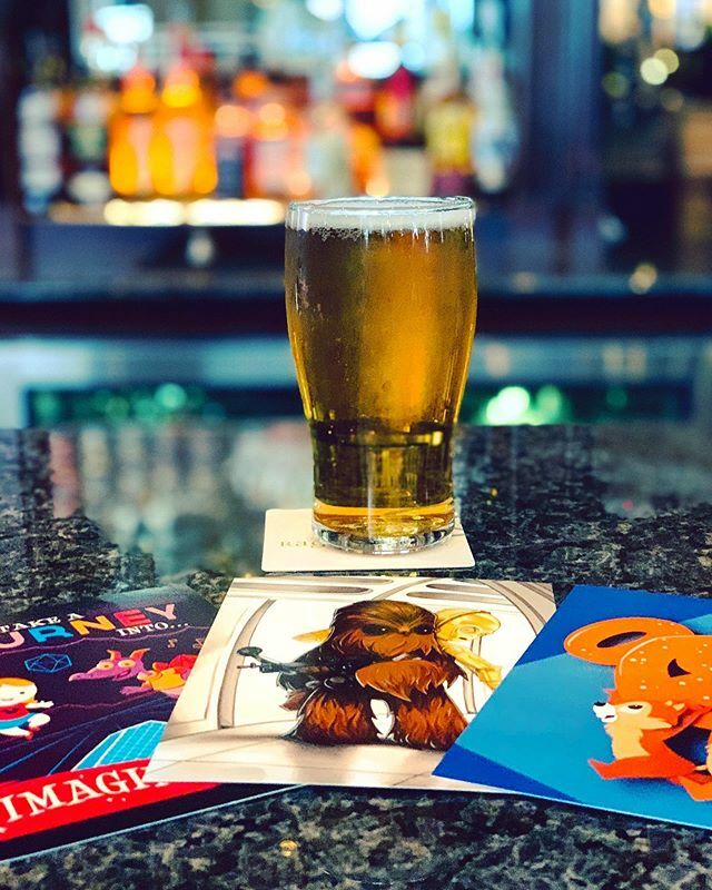 Doing our last day tradition at Raglan Road this time. #raglanroad #irishpub #disneysprings #lastdaytradition #lastdayatdisney #ouryearofdisney #yearofdisney #wdwadults #dfb #disneyfoodiesfb #postcards #disneydrinks #disneydaydrinkers #christmasdecor #st… ift.tt/38dnQ3s