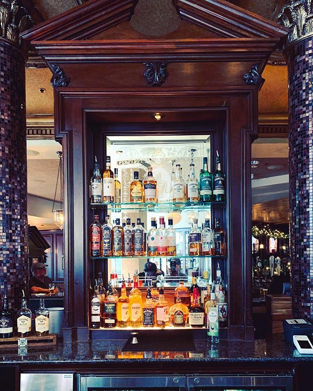 Doing our last day tradition at Raglan Road this time. #raglanroad #irishpub #disneysprings #lastdaytradition #lastdayatdisney #ouryearofdisney #yearofdisney #wdwadults #dfb #disneyfoodiesfb #postcards #disneydrinks #disneydaydrinkers ift.tt/2OSogoy