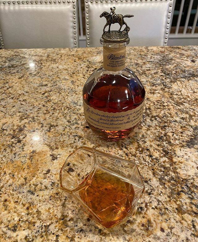 jeffsettravel's tweet photo. New home, who dis! First drink in the new house was a rare import from Kentucky https://t.co/u8JI51riOy https://t.co/9o9fSlbOTH