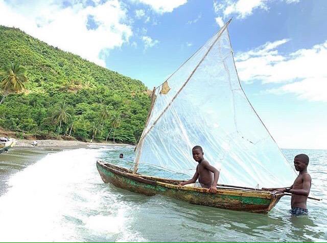 NewHaiti_2020s's tweet photo. Grand'anse Dept.
A Wonderful Sunny Day
#children #beach #kids #haiti #haitianchildren #play #outfuture #fishing #fish #caribbean #ocean #sun #niños #playa #niñoshaitianos #jugar #nuestrofuturo #pezcar #caribe #sun https://t.co/xdBvtdjgP2