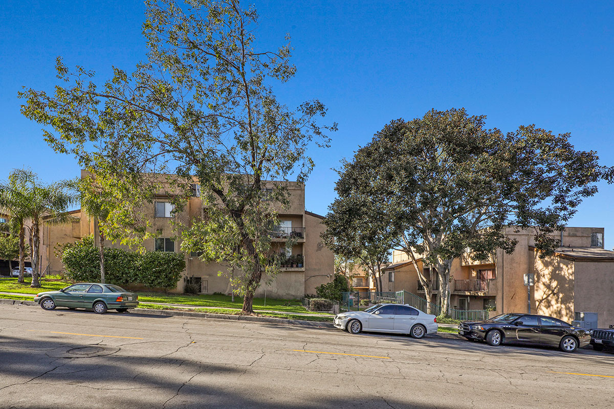 andersonreg's tweet photo. JUST LISTED!!!
1725 Neil Armstrong Street #205, Montebello, CA 90640
Call For More Info: 800 784 2616
Click Here for More Details: https://t.co/CRkMG6yMq2
#AndersonREG #condominium #updated #slidingglassddoors #granitecounters #naturalwoodcabinets #Montebello #justlisted https://t.co/xOmE4sXtTk