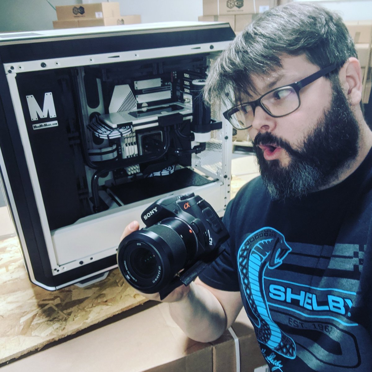 ModMyMods's tweet photo. Caption this:
Our was - "Oh that's NICE"
#BeQuiet #ComputerCase #CES #CES2020 #CustomBuild #Watercooling #Powdercoat #Watercooled #AORUS #AORUSHardware #CleanBuild #White #Black #CustomColors #Alphacool #Alphacooling #Eisblock #CPUWaterblock https://t.co/0kqVW4PSkg