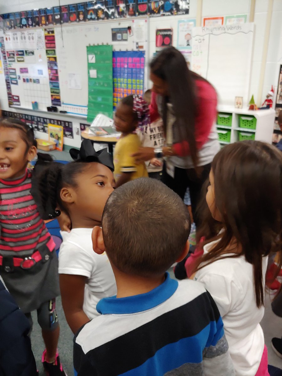 RavondaW's tweet photo. 12 days of kindness...today my class made new friends. They made new friends in @MrsBellvin_LLE class. They were a little shy at first but after some modeling of how to meet a new person they got the hang of it. @HumbleISD_LLE #playtolearntoplay https://t.co/9aR6jWQSn3
