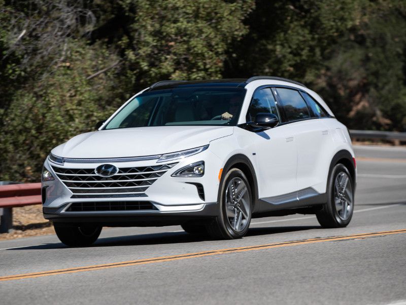 The 2020 Hyundai Nexo is the alternative-alternative fuel vehicle that offers huge bonuses in a very small segment. #Hyundai #hydrogen

abtl.co/1unas/?id=32970