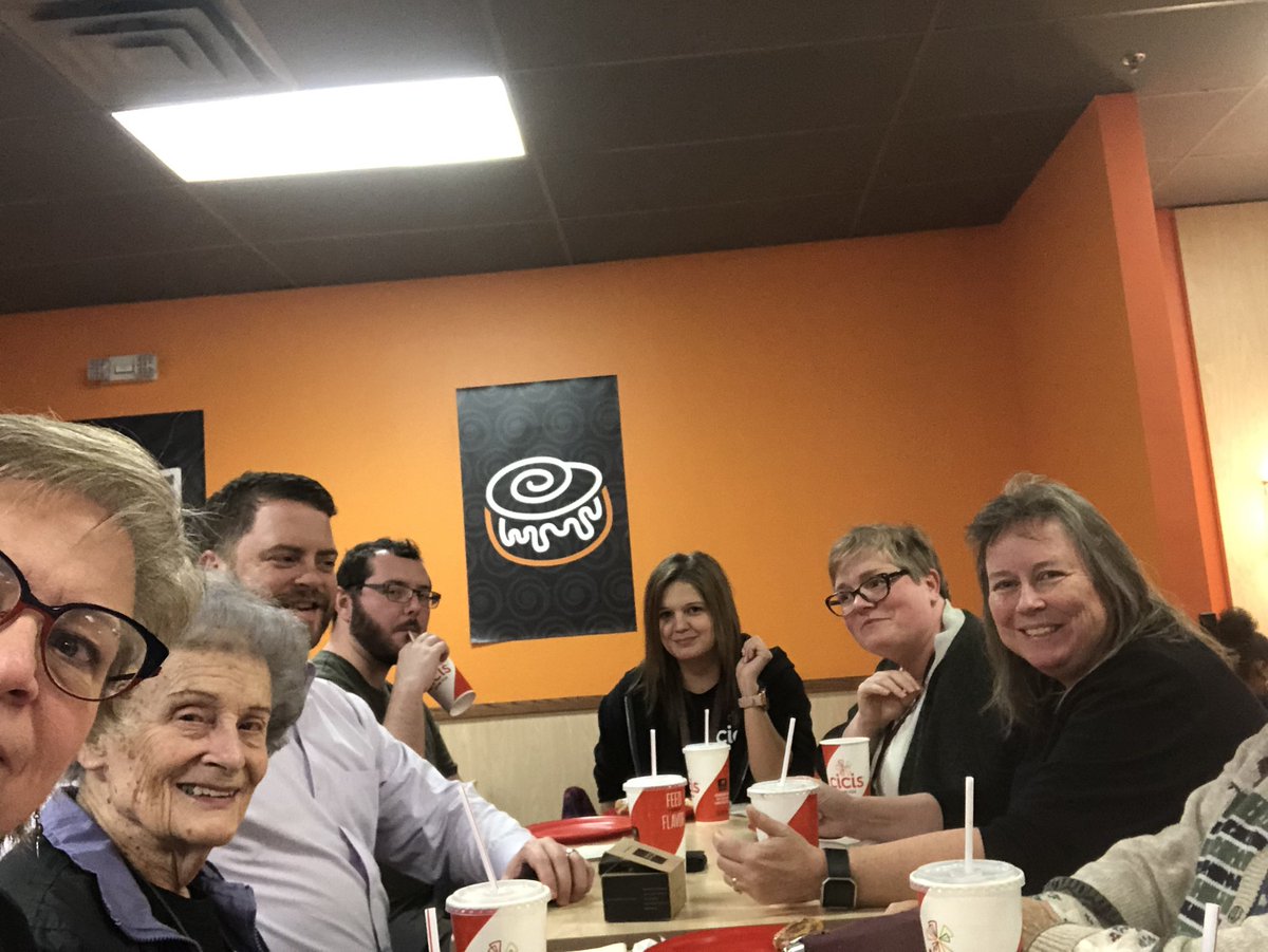 All roads led to CiCi’s tonight! <a href="/GibsonGrizzlies/">Gibson Elementary</a> <a href="/EnlightenOlsen/">ian olsen</a> <a href="/ccrussell717/">Cynthia C Russell</a> #ONEGibson #GibsonRocks #SuccessNothingLess